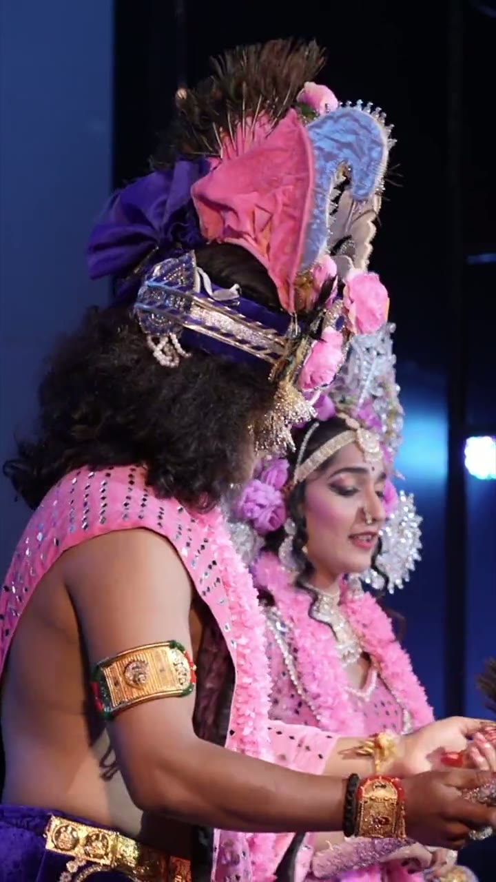Radha Krishna Leela — राधा कृष्ण — garlands, jhula and the divine pair, up close · video reel from Bhavya Kavikala Arts